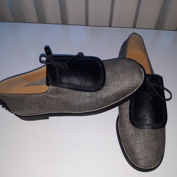 Stuart Weitzman Leather Golf Shoe Size 20 Missing Stud/ Broken on Sole Size 10 - Picture 2 of 8